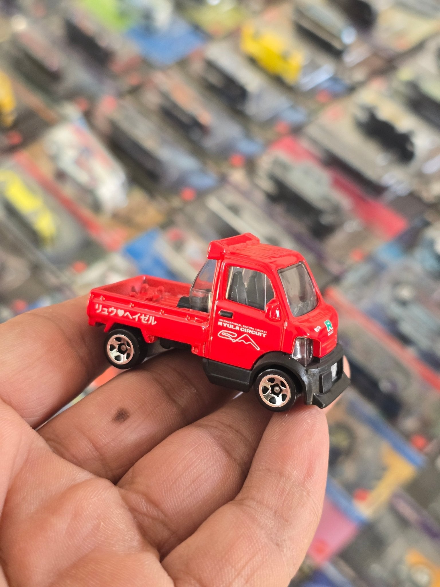 Hot Wheels Mighty K (Uncarded) - Kinder Logs