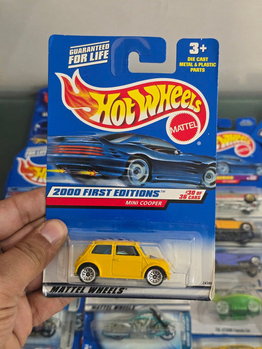 Hot Wheels Mini Cooper - 2000 First Editions - Kinder Logs