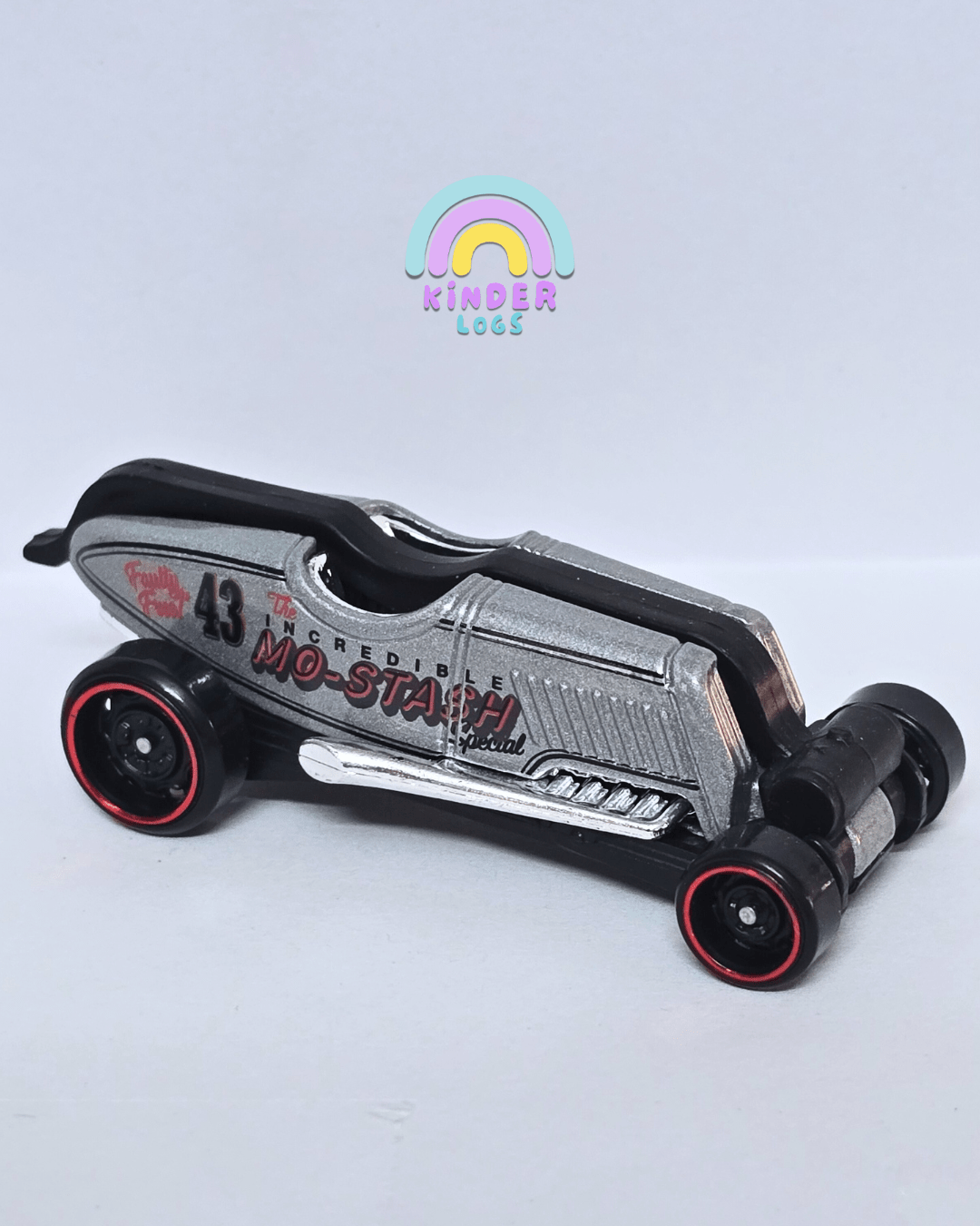 Hot Wheels Mo - Stash - Silver (Uncarded - New) - Kinder Logs