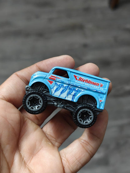 Hot Wheels Monster Dairy Delivery (Uncarded - New) - Kinder Logs