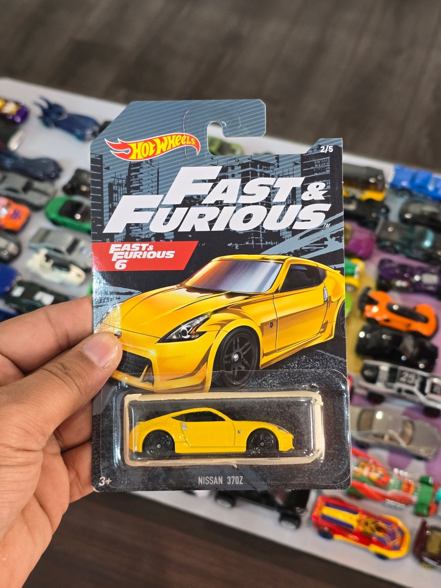 Hot Wheels Nissan 370Z - Fast And Furious 6 - Kinder Logs