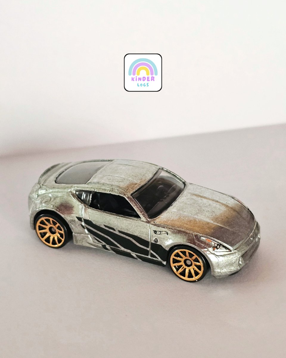 Hot Wheels Nissan 370Z Zamac Edition (Uncarded) - Kinder Logs