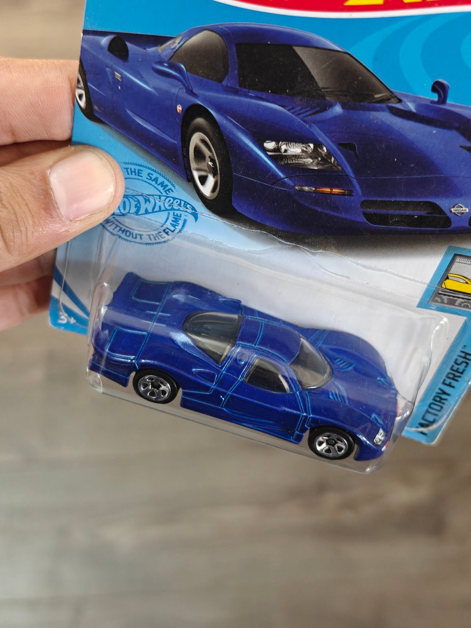 Hot Wheels Nissan R390 GTI - Blue (Imported) - Kinder Logs