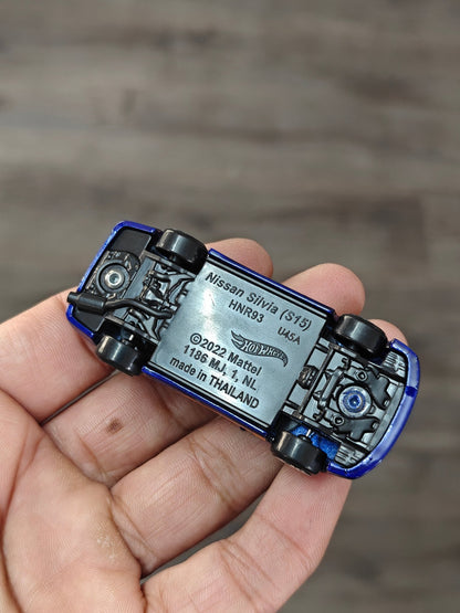 Hot Wheels Nissan Silvia S15 - F&F Tokyo Drift (Uncarded - New) - Kinder Logs