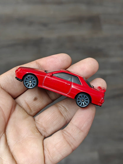 Hot Wheels Nissan Skyline GT - R (BNR32) - Red (Uncarded - New) - Kinder Logs