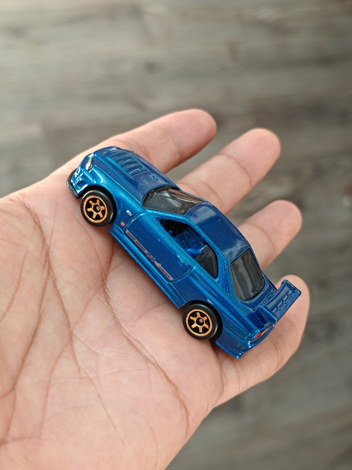 Hot Wheels Nissan Skyline GT-R BNR34 - Blue (Uncarded - New) - Kinder Logs