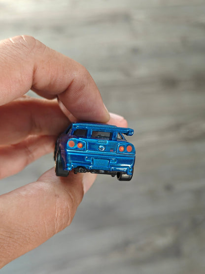 Hot Wheels Nissan Skyline GT-R BNR34 - Blue (Uncarded - New) - Kinder Logs