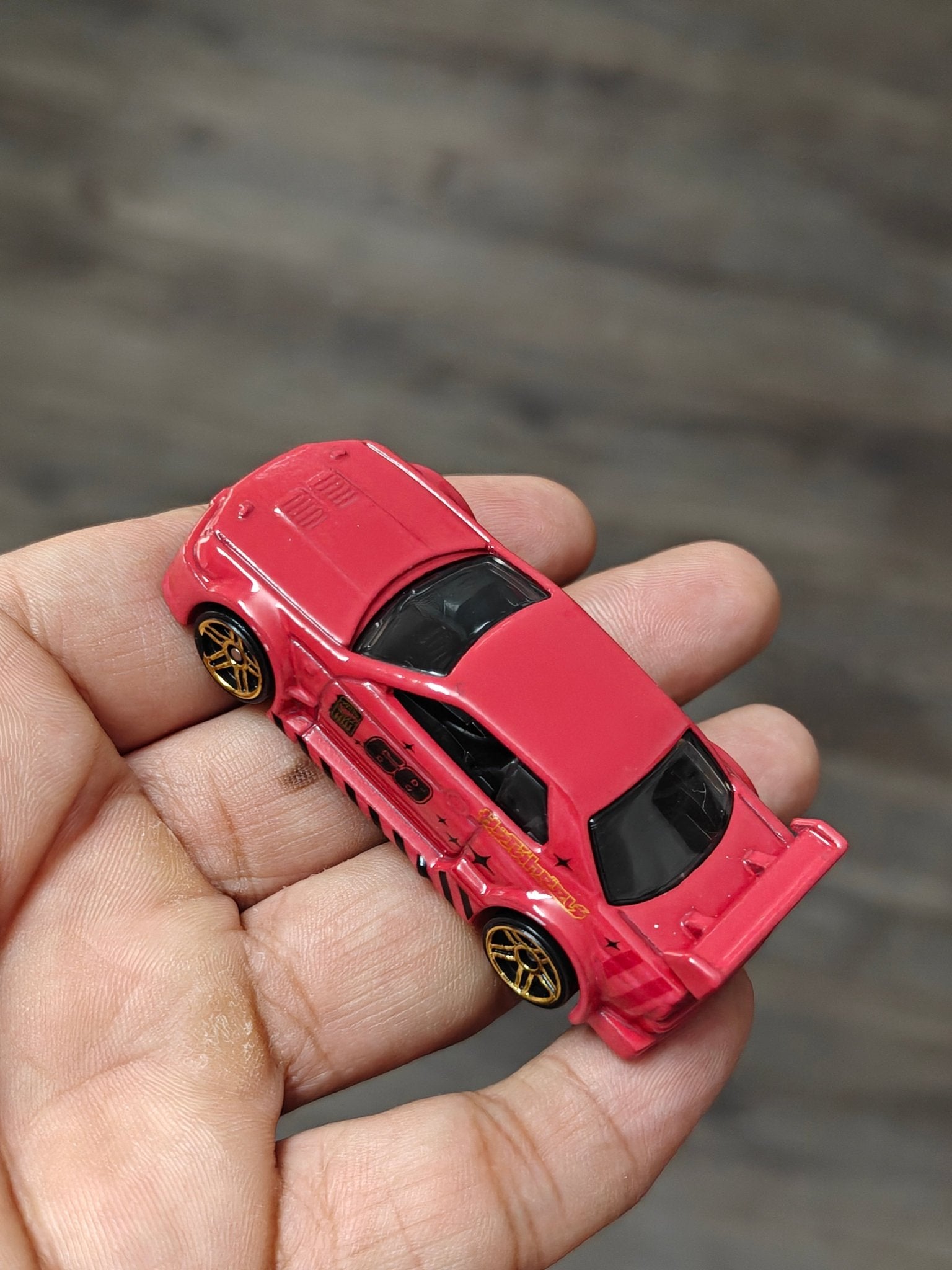 Hot Wheels Nissan Skyline GT-R (R32) - Color Shifters (Uncarded - New) - Kinder Logs