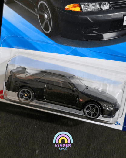 Hot Wheels Nissan Skyline GT - R R32 (Imported) - Kinder Logs