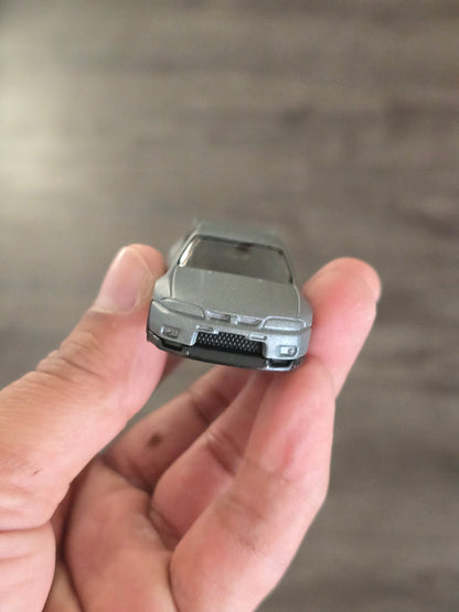 Hot Wheels Nissan Skyline GT - R R33 GODZILLA - Grey (Uncarded - New) - Kinder Logs