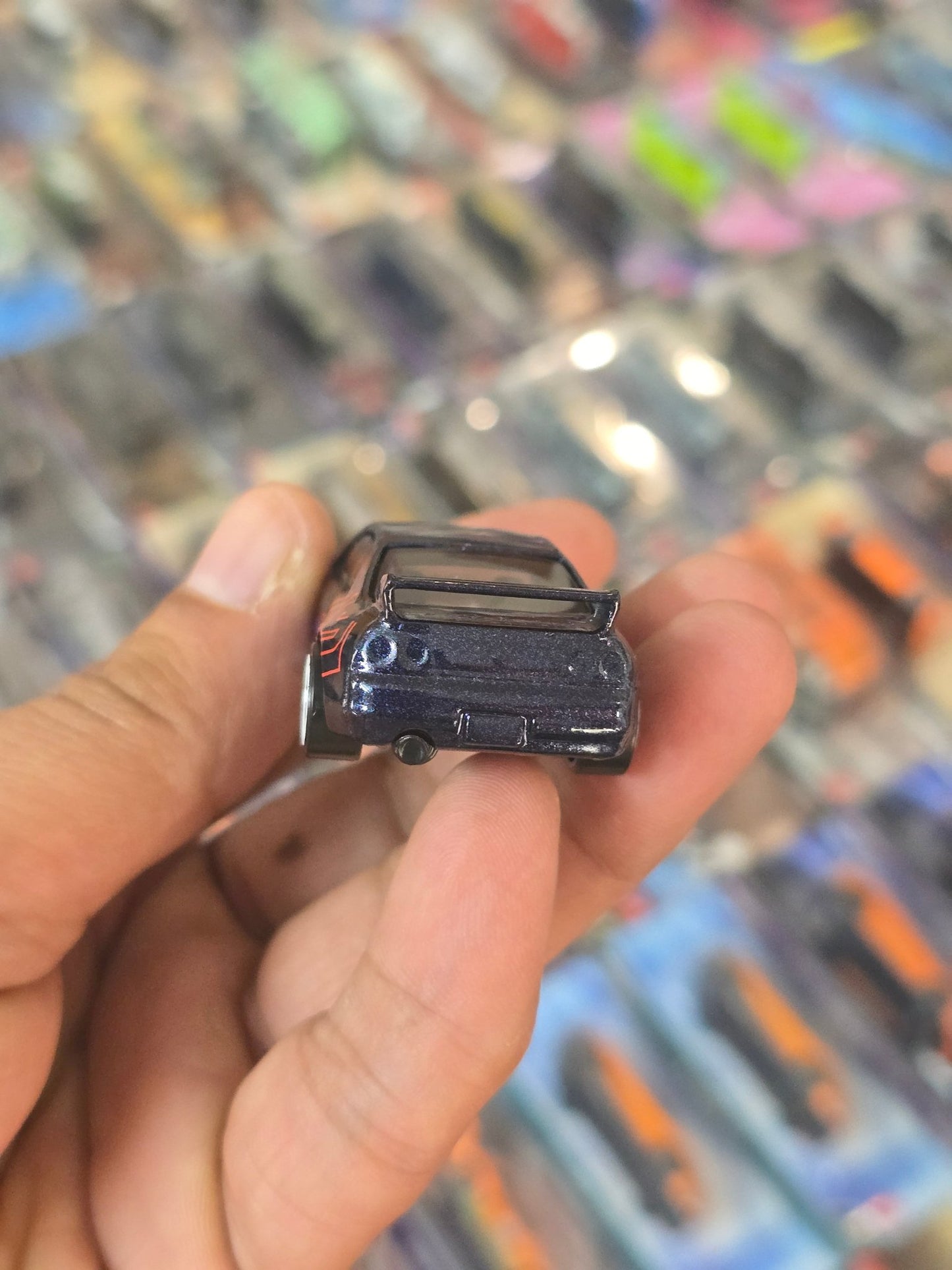 Hot Wheels Nissan Skyline GT - R R33 HKS Power's (Uncarded) - Kinder Logs