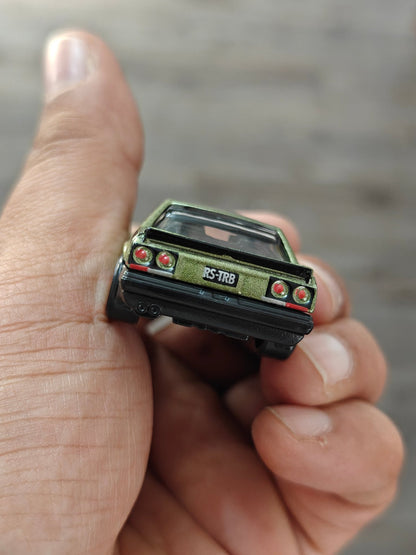Hot Wheels Nissan Skyline RS KDR30 - Green (Uncarded - New) - Kinder Logs