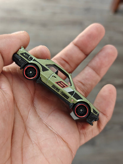 Hot Wheels Nissan Skyline RS KDR30 - Green (Uncarded - New) - Kinder Logs