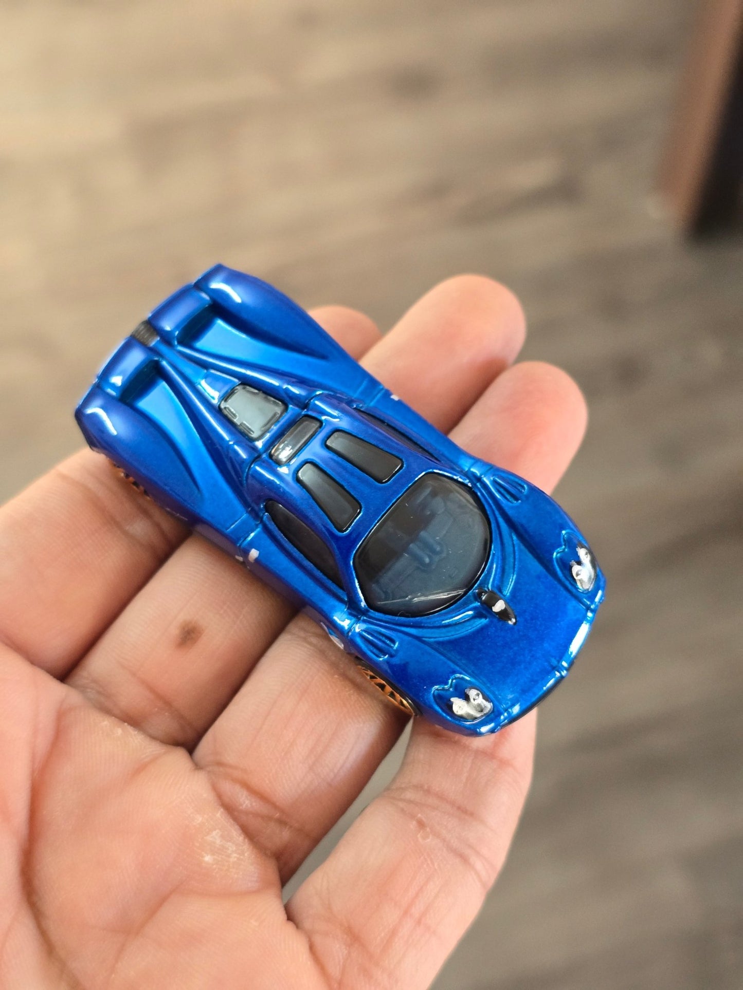 Hot Wheels Pagani Utopia - Blue With Gold Wheels (Uncarded - New) - Kinder Logs