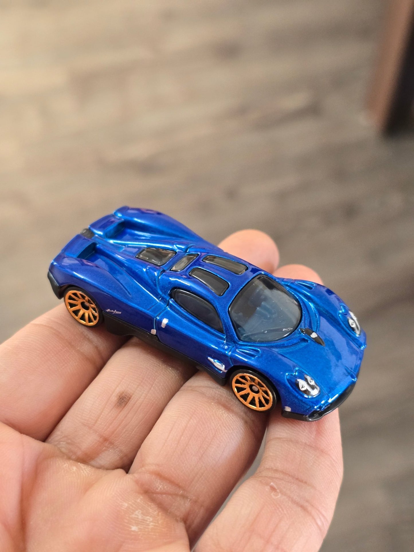 Hot Wheels Pagani Utopia - Blue With Gold Wheels (Uncarded - New) - Kinder Logs