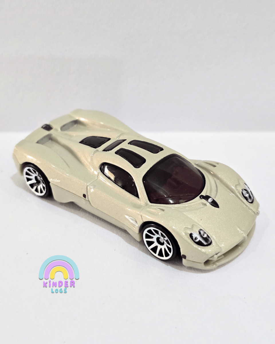 Hot Wheels Pagani Utopia (Uncarded) - Kinder Logs