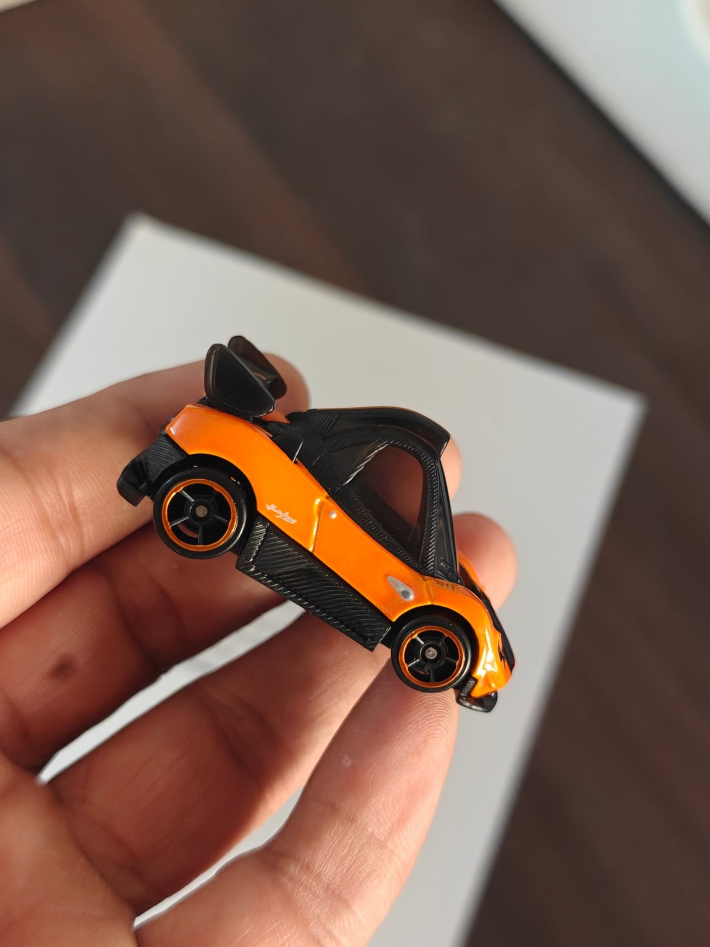 Hot Wheels Pagani Zonda Cinque Tooned - Orange (Uncarded - New) - Kinder Logs