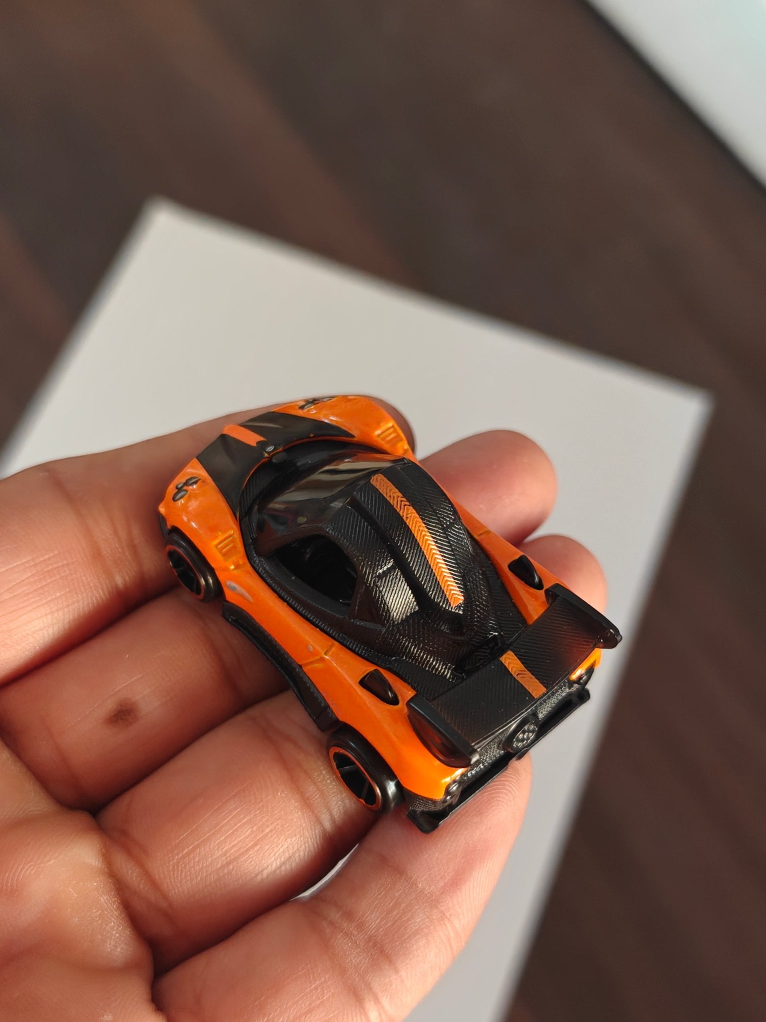 Hot Wheels Pagani Zonda Cinque Tooned - Orange (Uncarded - New) - Kinder Logs