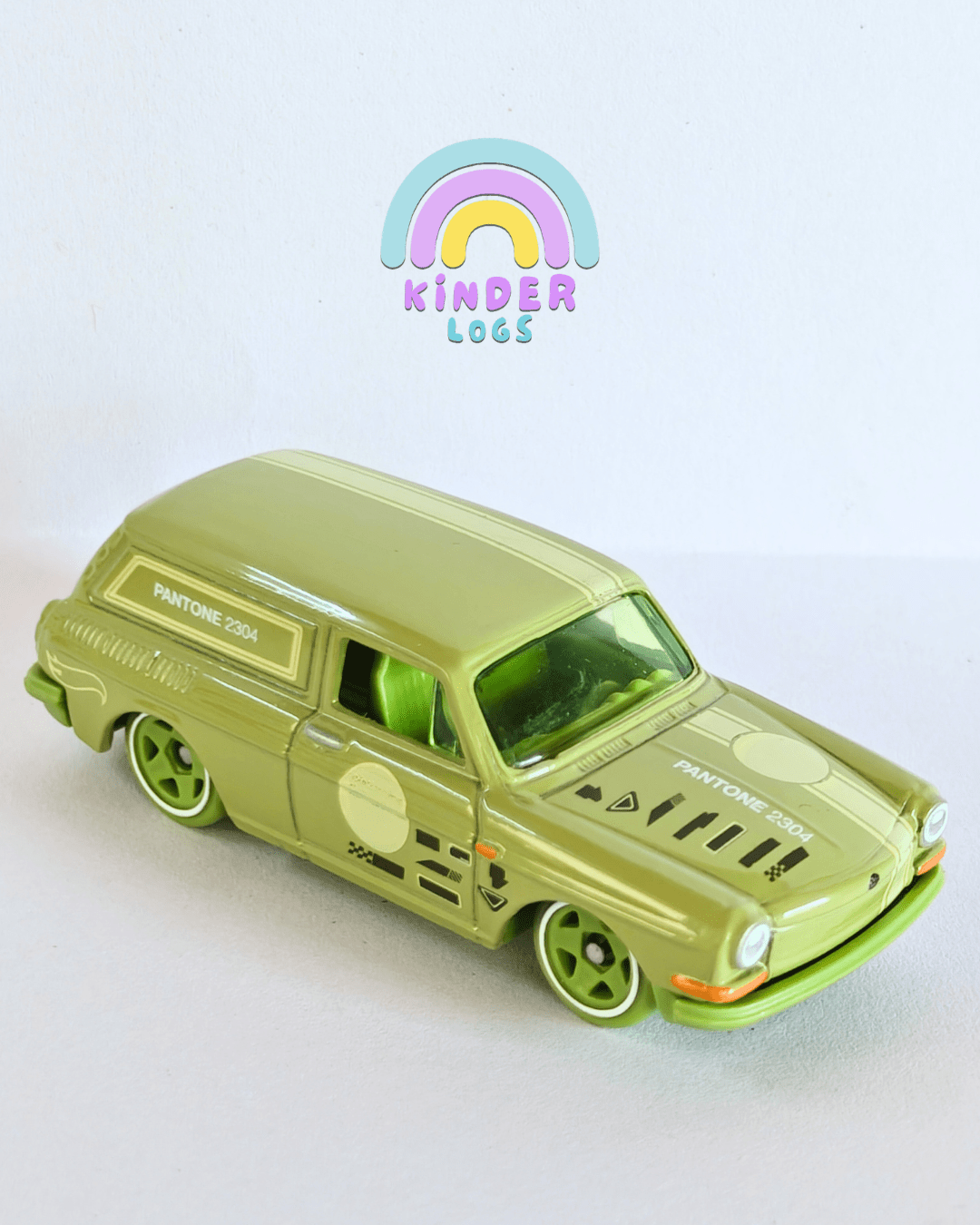 Hot Wheels 'Pantone 2304' Volkswagen Squareback (Uncarded - New) - Kinder Logs