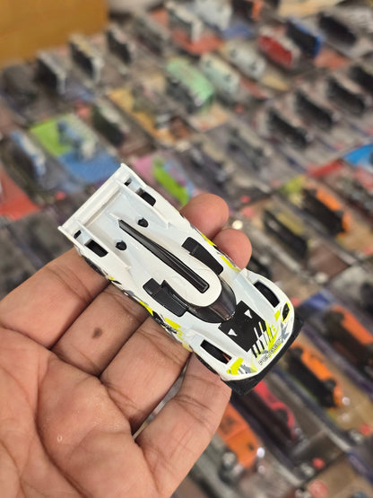 Hot Wheels Peugeot 9X8 Hypercar (Uncarded) - Kinder Logs