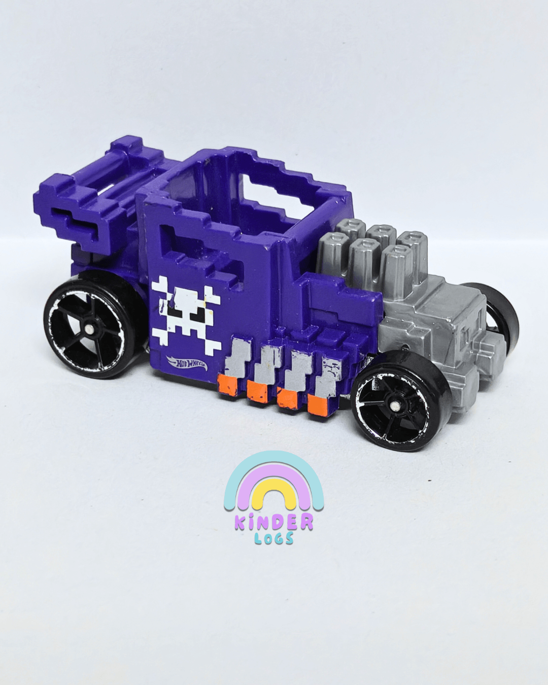 Hot Wheels Pixel Shaker - Purple (Pre - Owned Car) - Kinder Logs