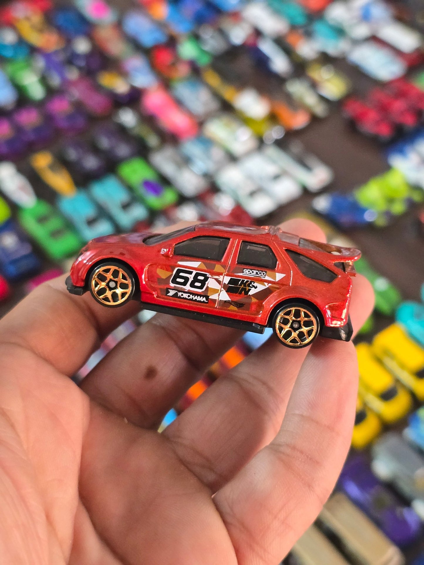 Hot Wheels Pontiac Aztek Custom (Uncarded - New) - Kinder Logs