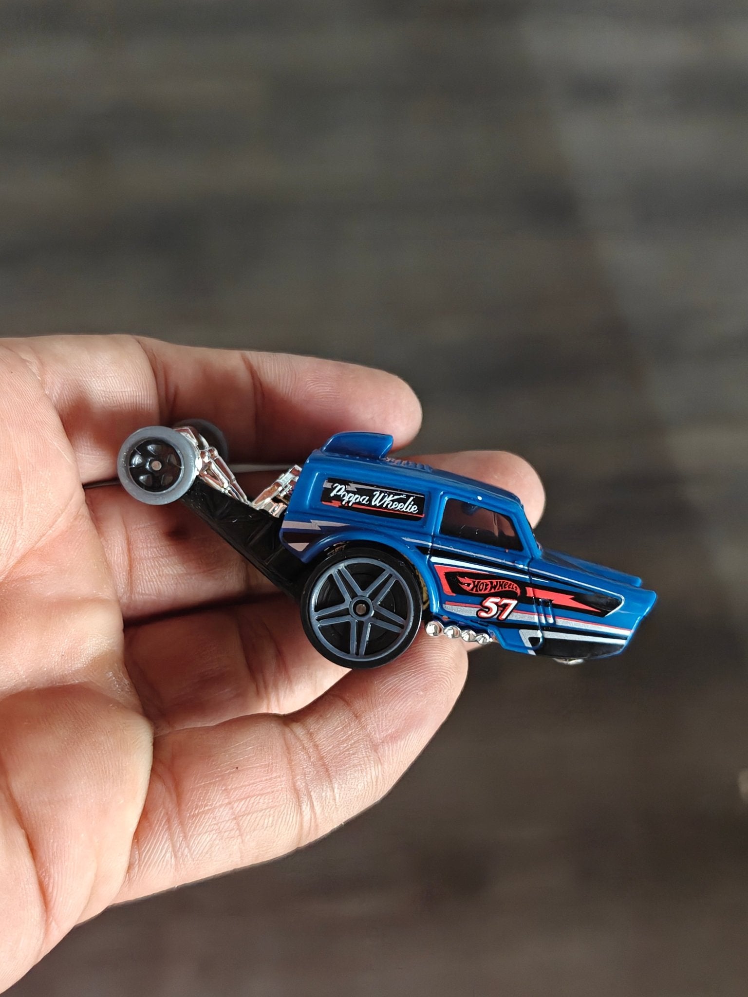 Hot Wheels Poppa Wheelie - Blue (Uncarded - New) - Kinder Logs