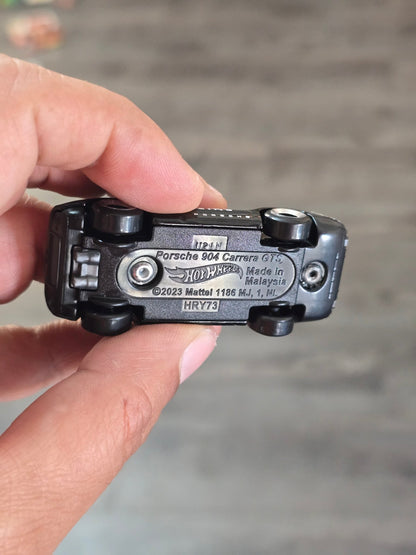 Hot Wheels Porsche 904 Carrera GTS - Black (Uncarded - New) - Kinder Logs