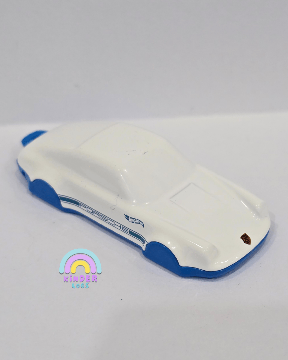 Hot Wheels Porsche 911 Carrera Key Chain (Uncarded) - Kinder Logs