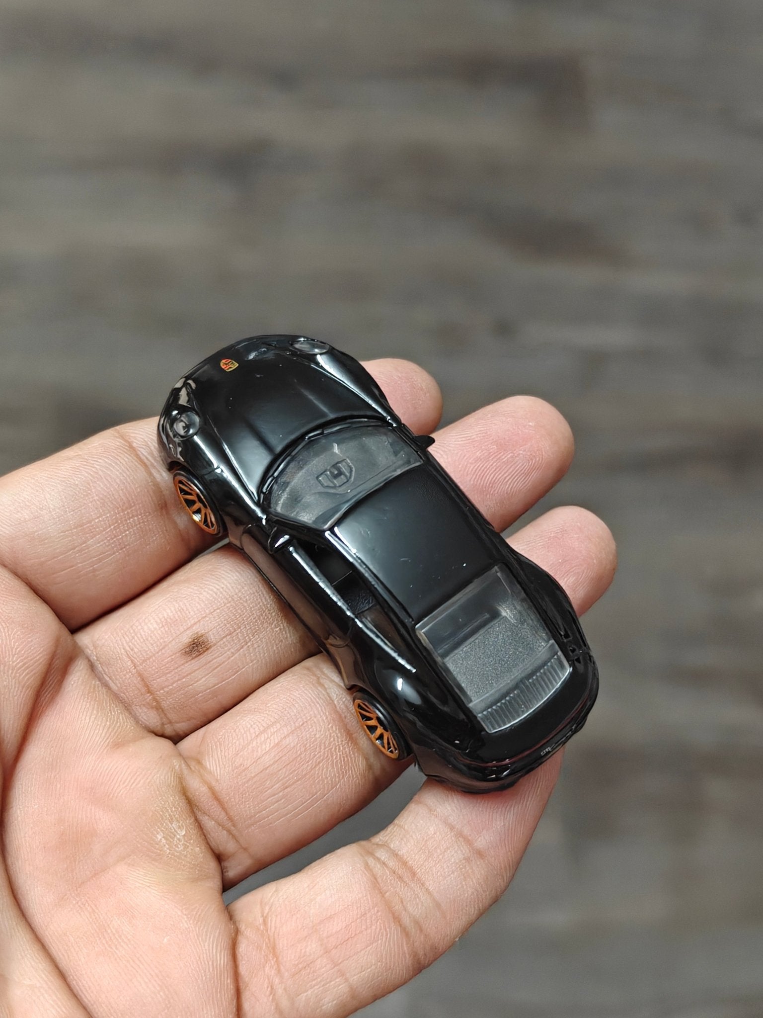 Hot Wheels Porsche 911 Carrera T - Black (Uncarded - New) - Kinder Logs