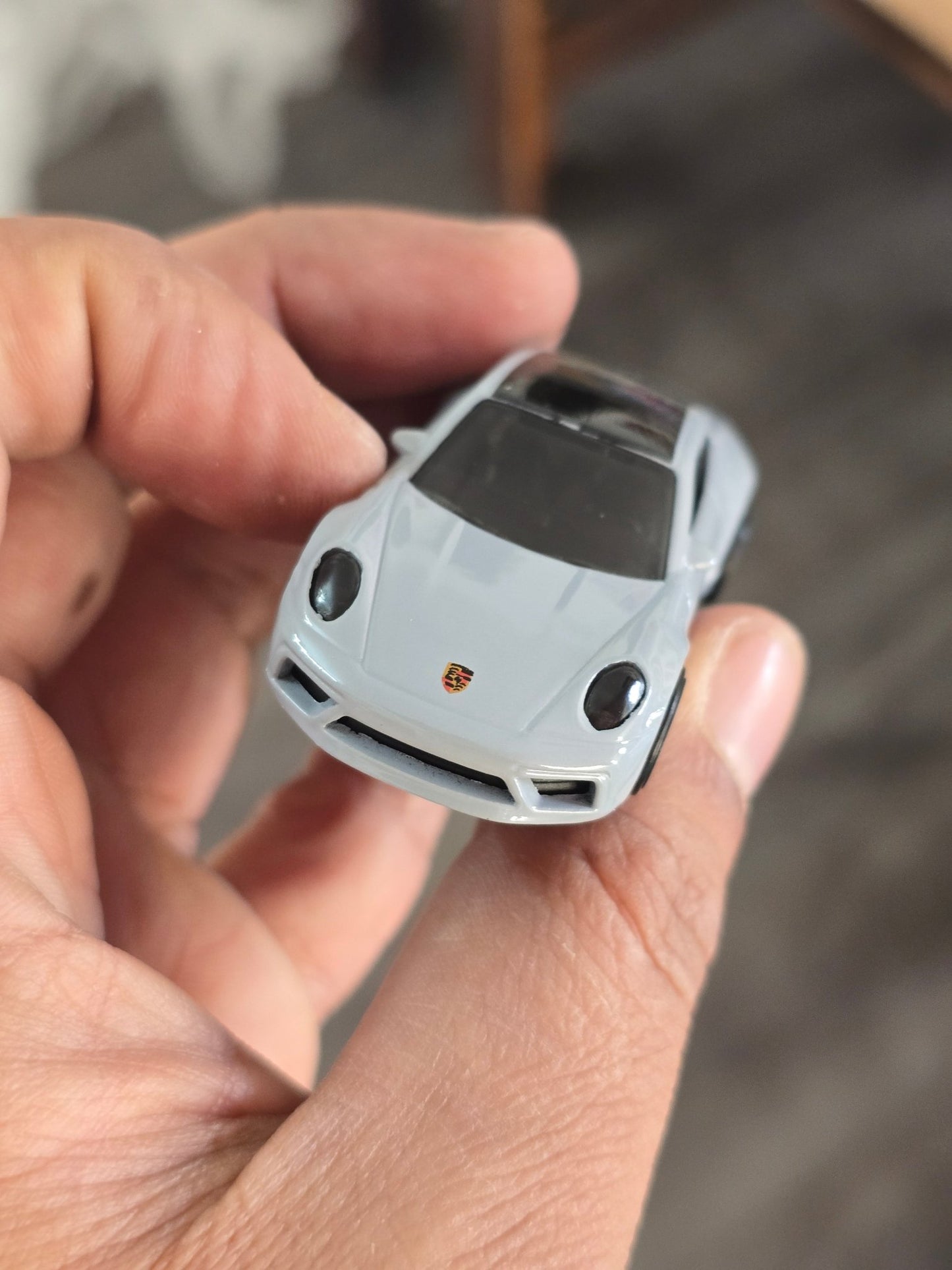 Hot Wheels Porsche 911 Carrera T - Grey (Uncarded - New) - Kinder Logs