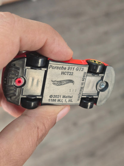 Hot Wheels Porsche 911 GT3 (Pre - Owned) - Kinder Logs