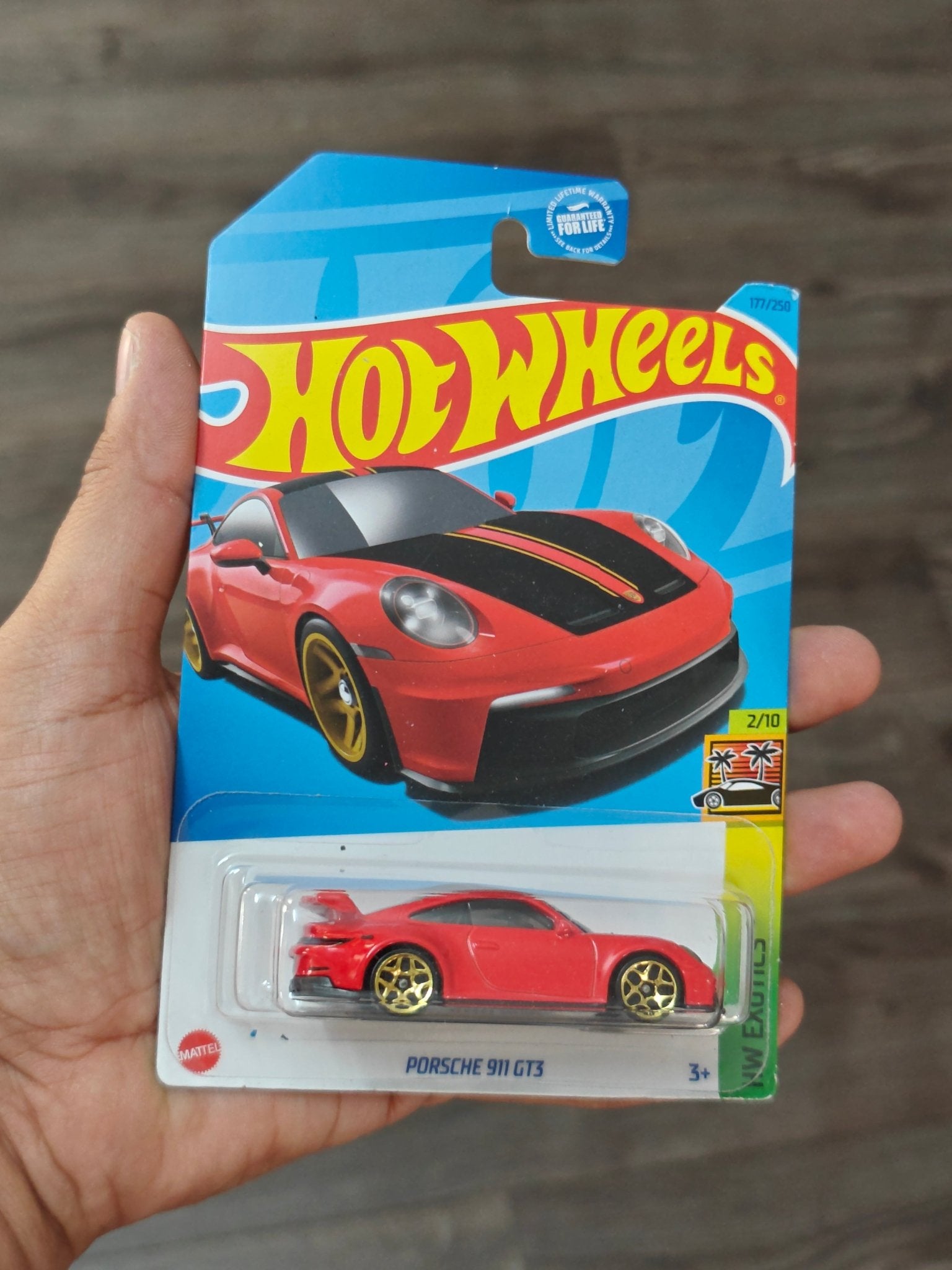 Hot Wheels Porsche 911 GT3 - Red (Imported) - Kinder Logs
