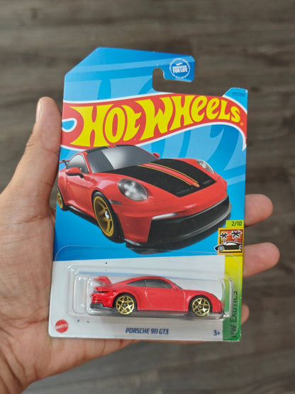 Hot Wheels Porsche 911 GT3 - Red (Imported) - Kinder Logs