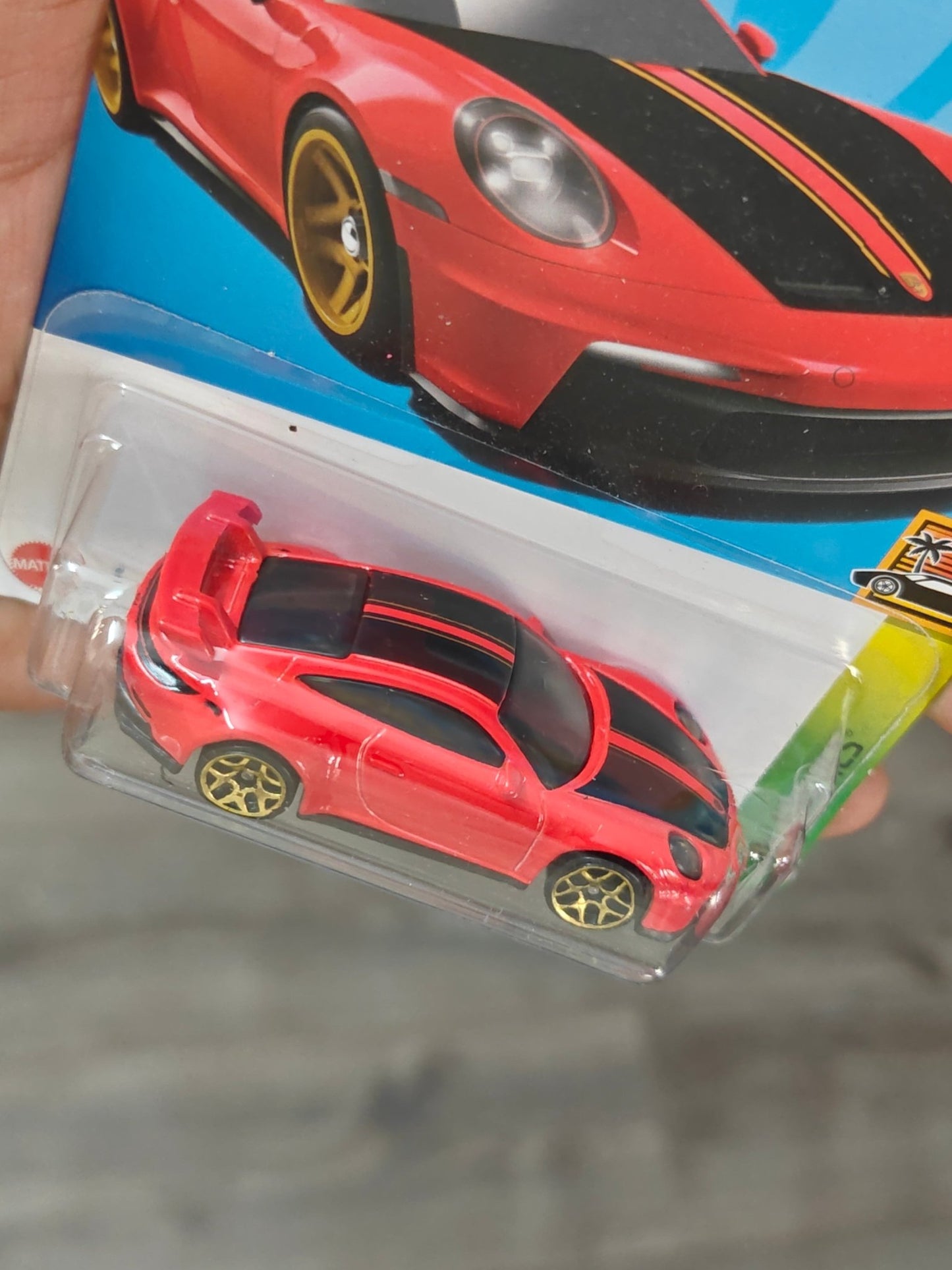 Hot Wheels Porsche 911 GT3 - Red (Imported) - Kinder Logs