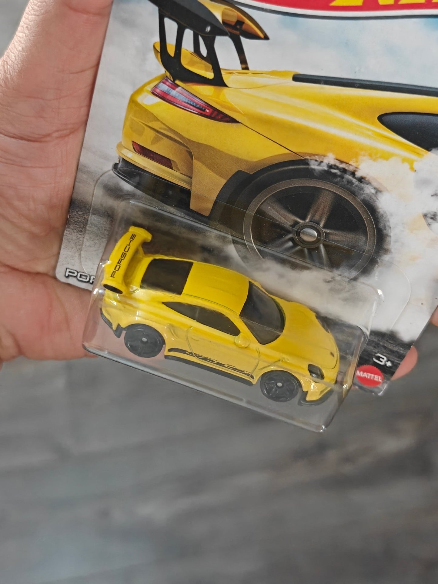 Hot Wheels Porsche 911 GT3 RS 500HP Factory (Imported) - Kinder Logs