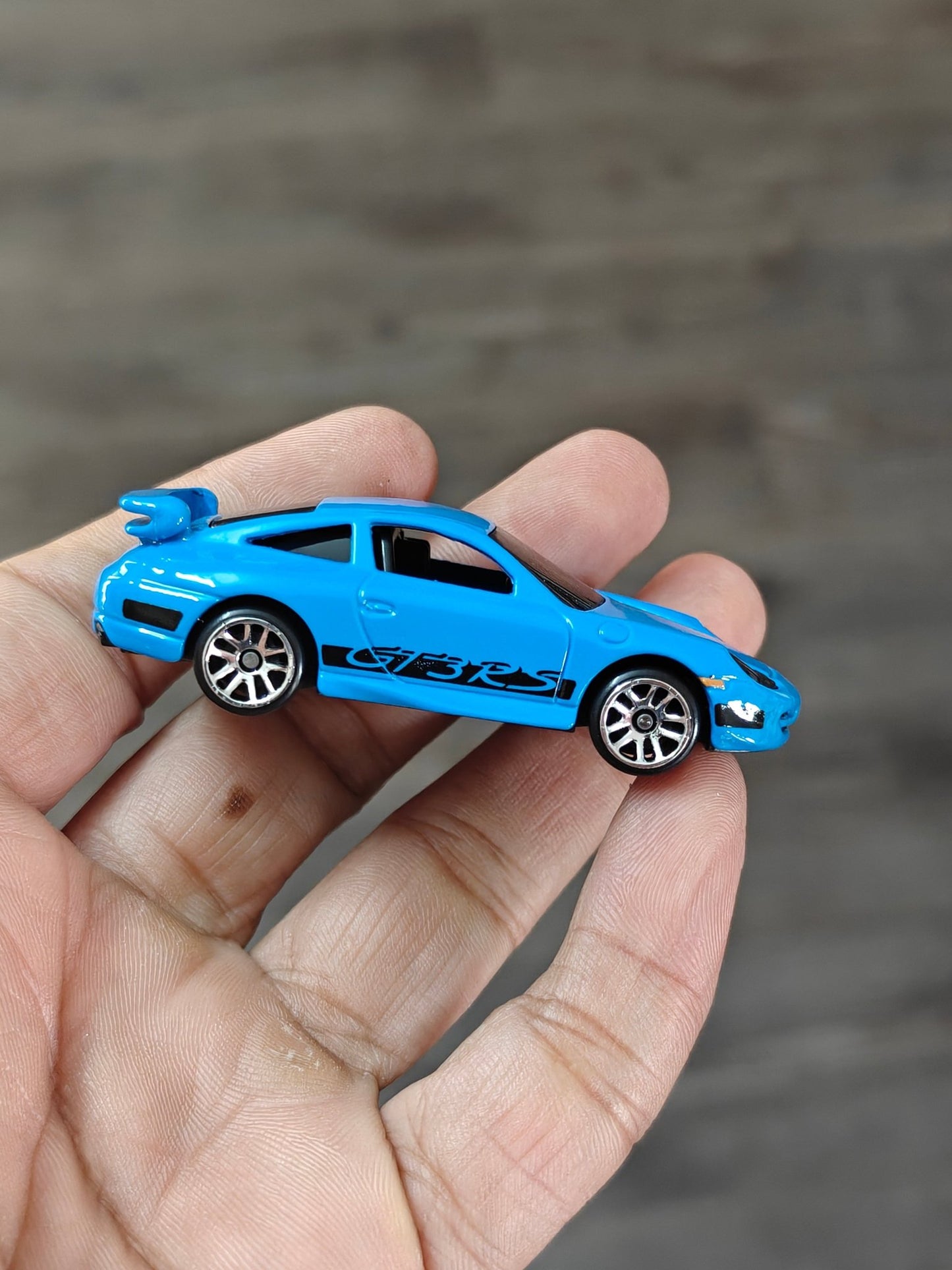 Hot Wheels Porsche 911 GT3 RS - Fast And Furious (Uncarded) - Kinder Logs