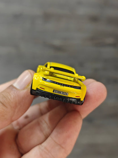 Hot Wheels Porsche 911 GT3 - Yellow (Uncarded - New) - Kinder Logs