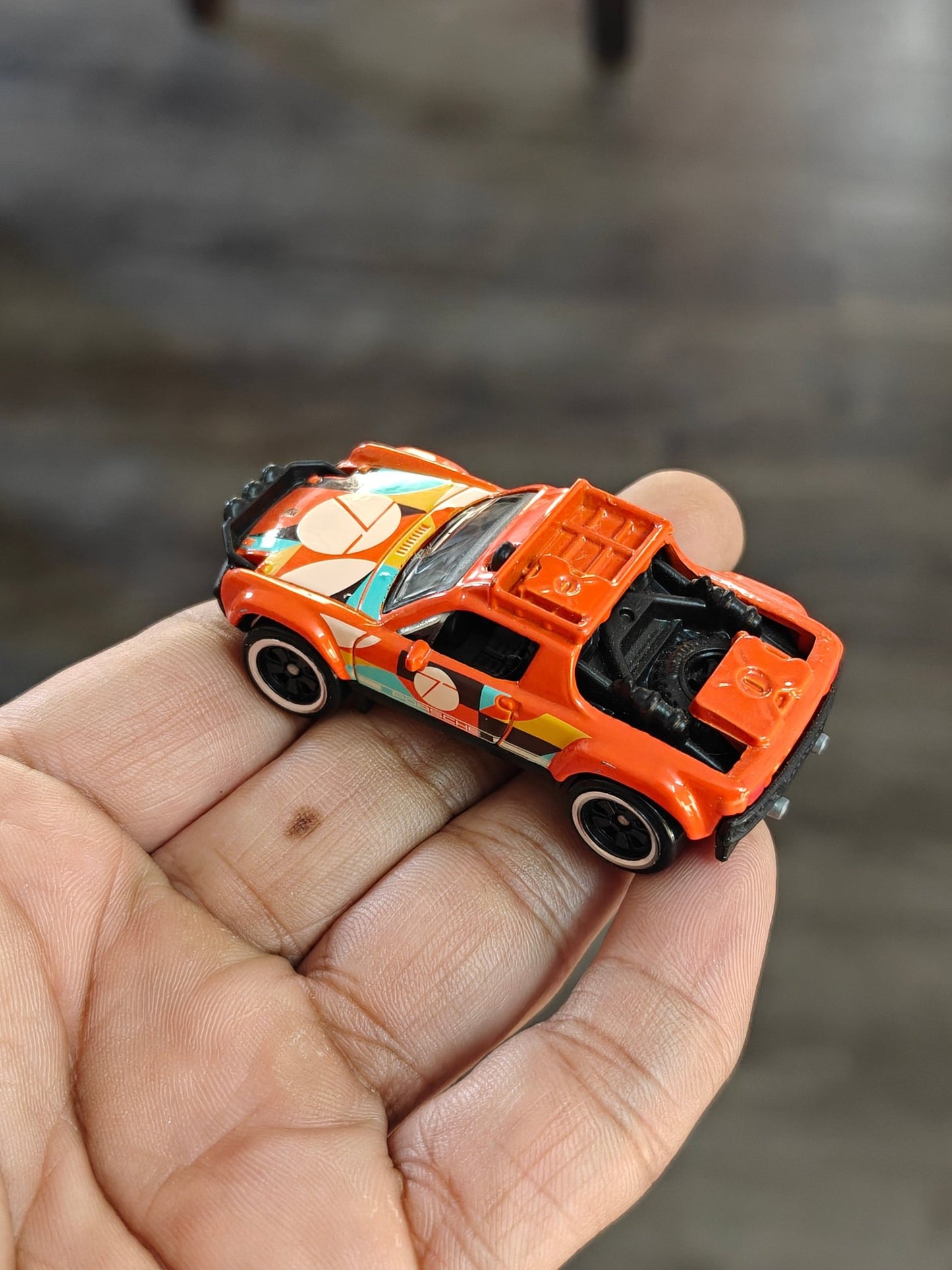 Hot Wheels Porsche 914 Safari (Uncarded) - Kinder Logs