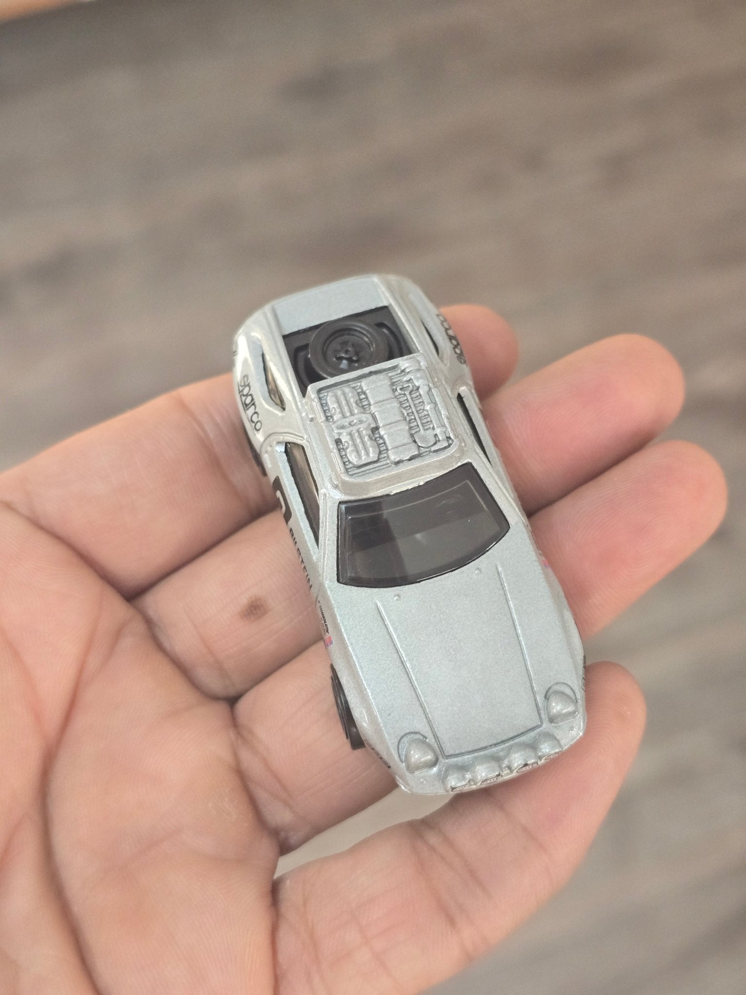 Hot Wheels Porsche 928S - Silver (Uncarded - New) - Kinder Logs