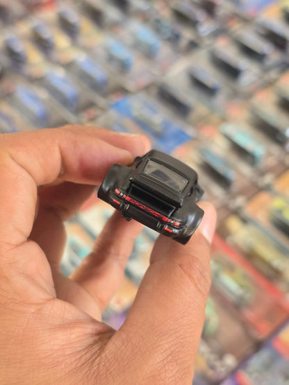 Hot Wheels Porsche 934 Turbo RSR Neon Speeders - Matte Black (Uncarded) - Kinder Logs