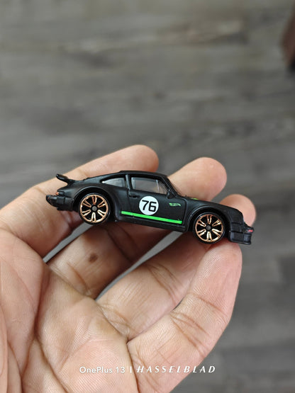 Hot Wheels Porsche 934 Turbo RSR Neon Speeders - Matte Black (Uncarded - New) - Kinder Logs