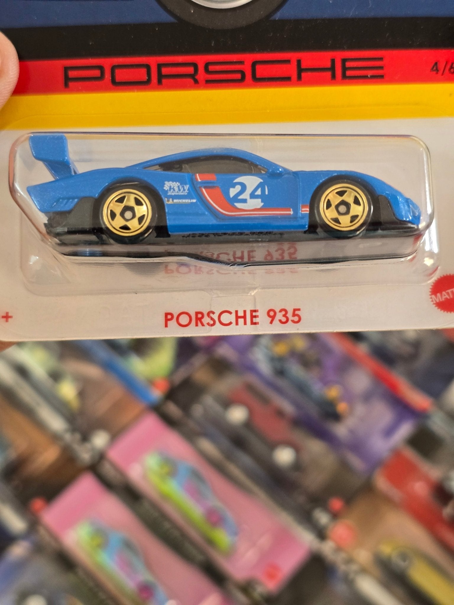 Hot Wheels Porsche 935 - Porsche Series (Imported) - Kinder Logs