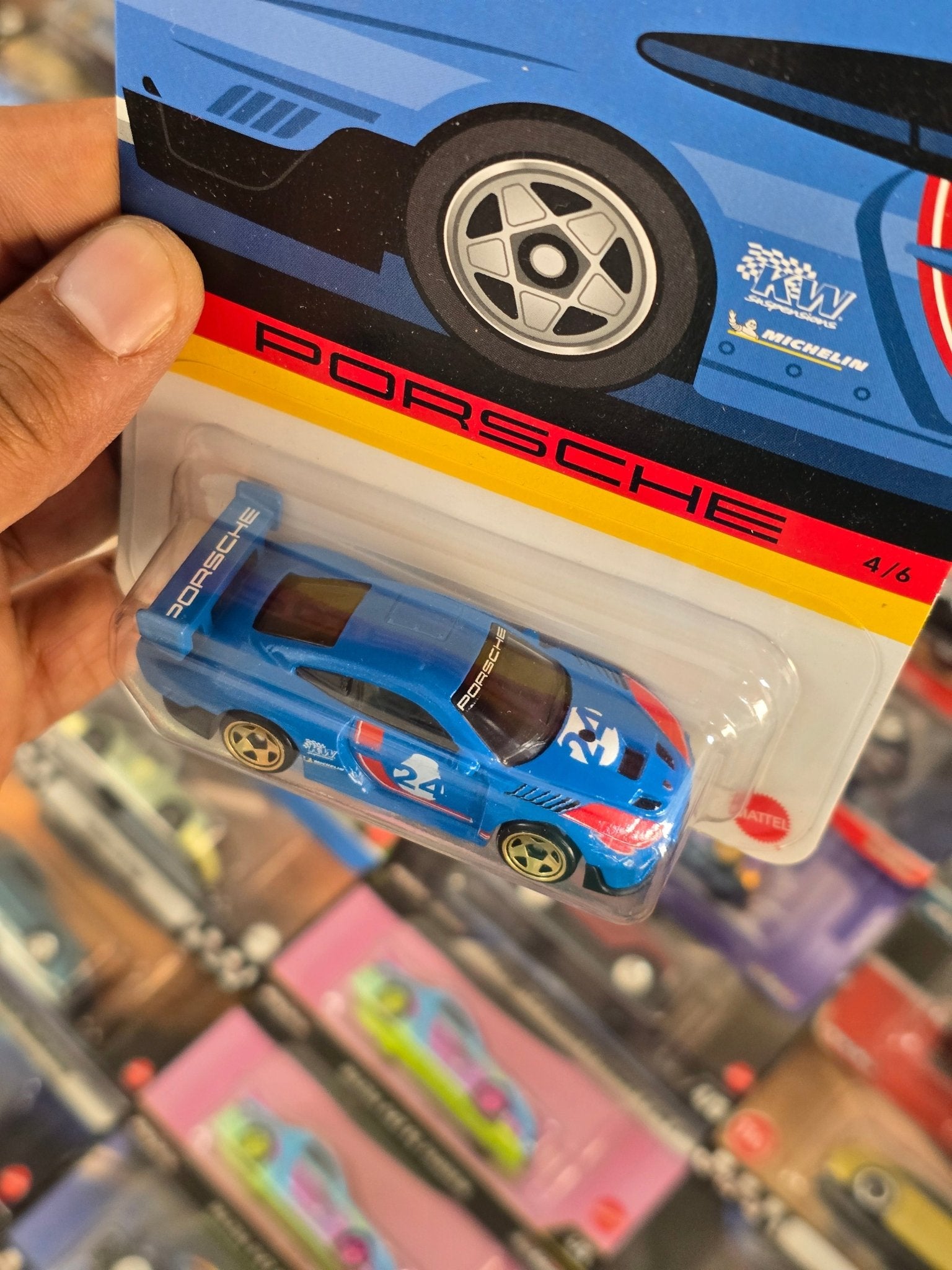 Hot Wheels Porsche 935 - Porsche Series (Imported) - Kinder Logs