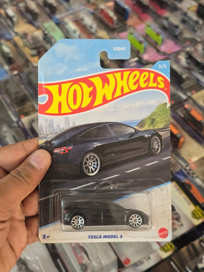 Hot Wheels Porsche Panamera Turbo S - Art Card (Imported) - Kinder Logs