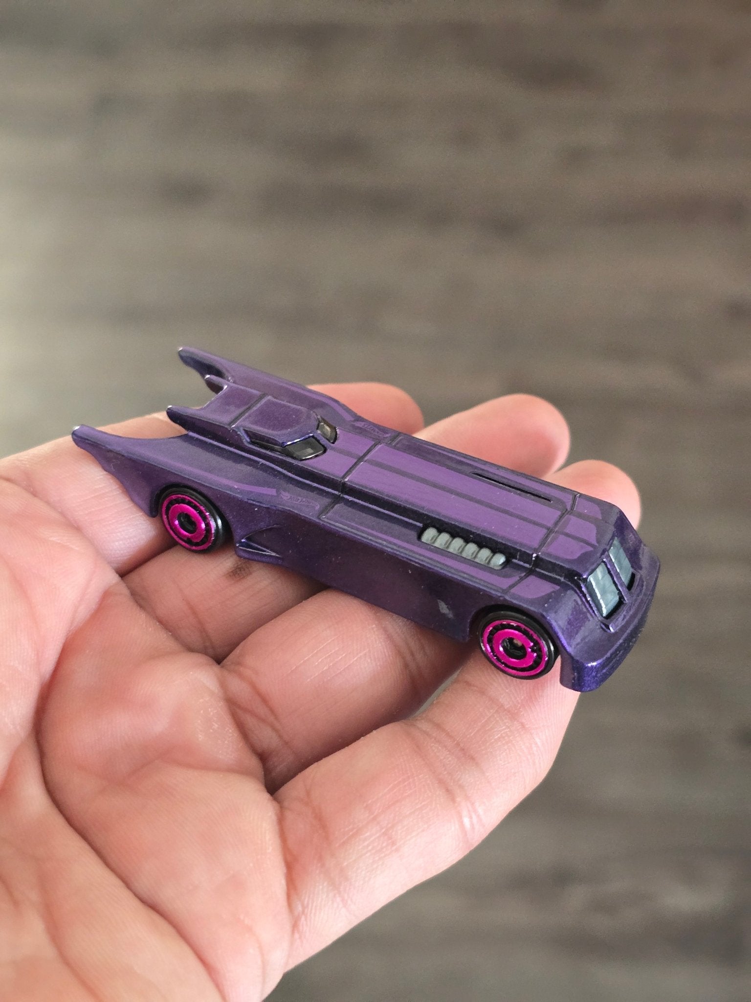 Hot Wheels Purple Batmobile - The Animated Series (Uncarded - New) - Kinder Logs
