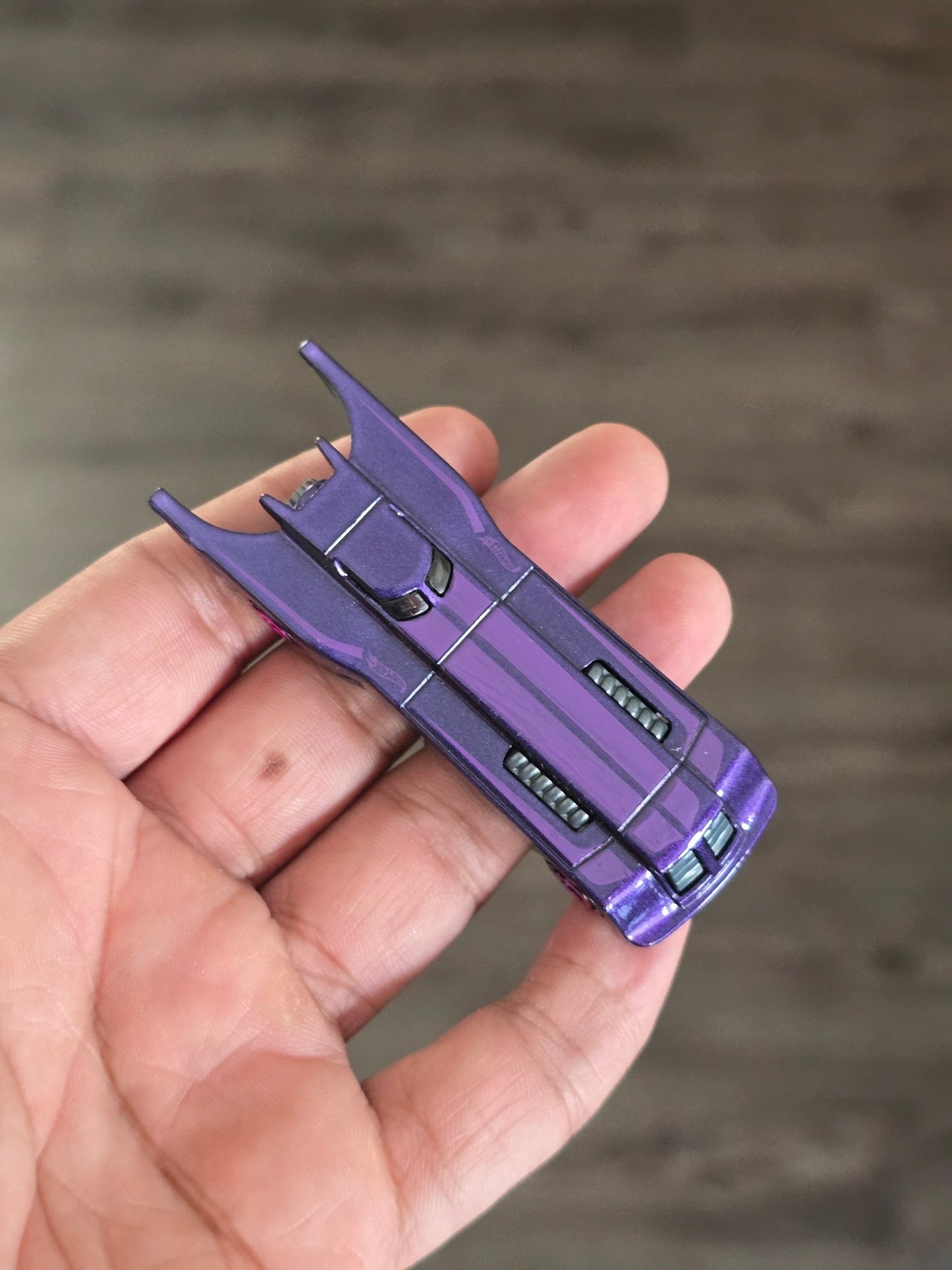 Hot Wheels Purple Batmobile - The Animated Series (Uncarded - New) - Kinder Logs