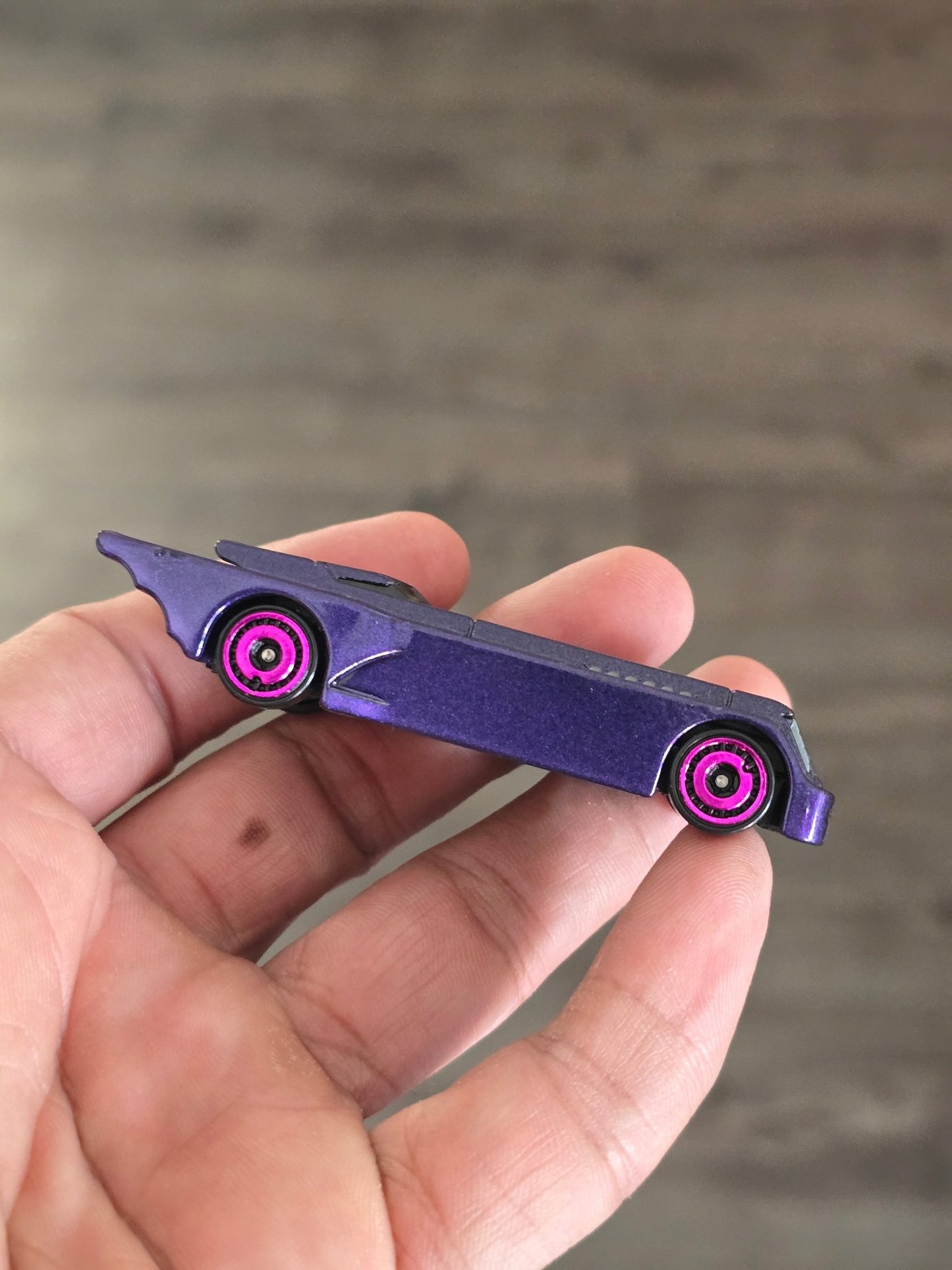 Hot Wheels Purple Batmobile - The Animated Series (Uncarded - New) - Kinder Logs