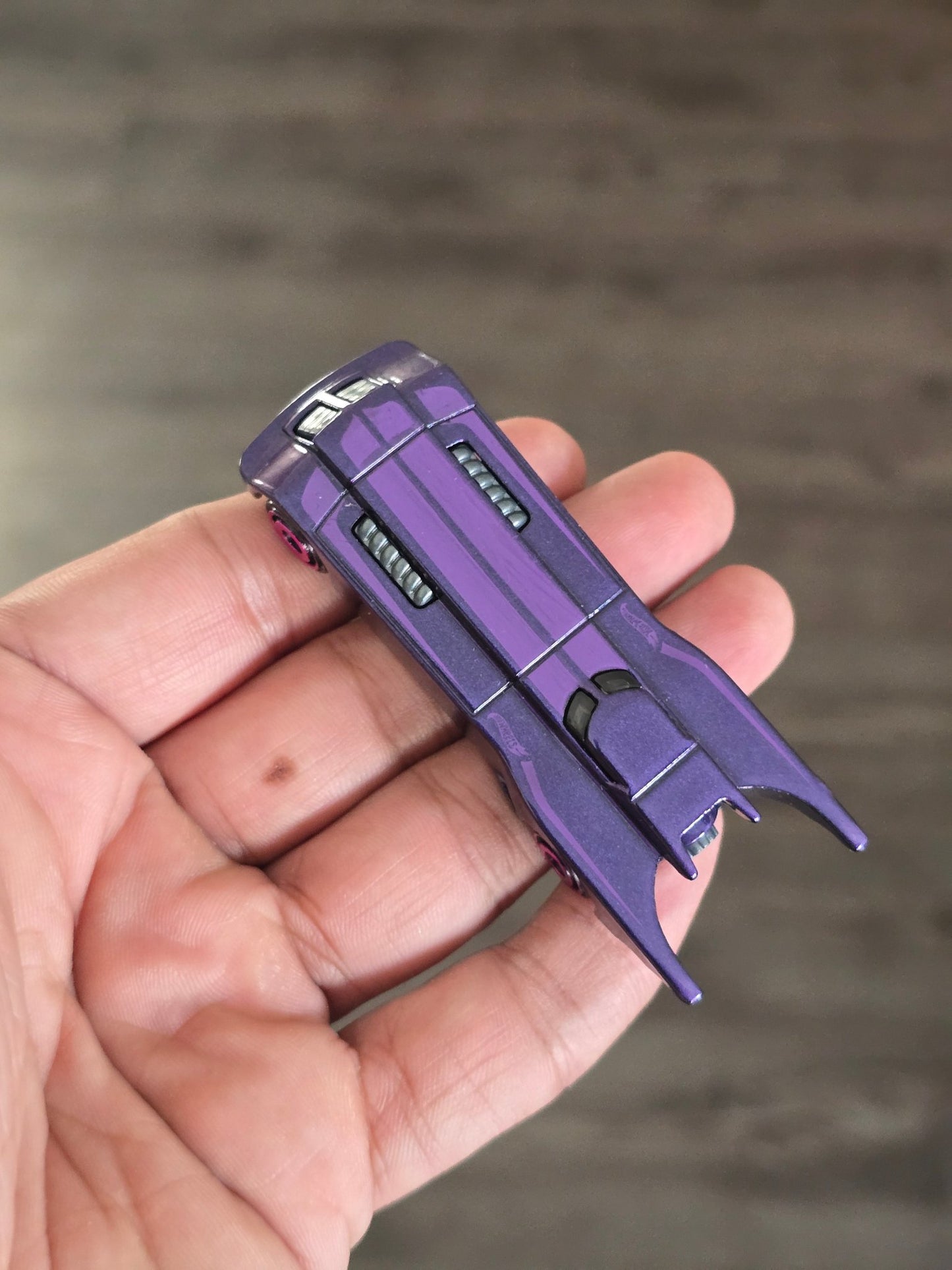 Hot Wheels Purple Batmobile - The Animated Series (Uncarded - New) - Kinder Logs