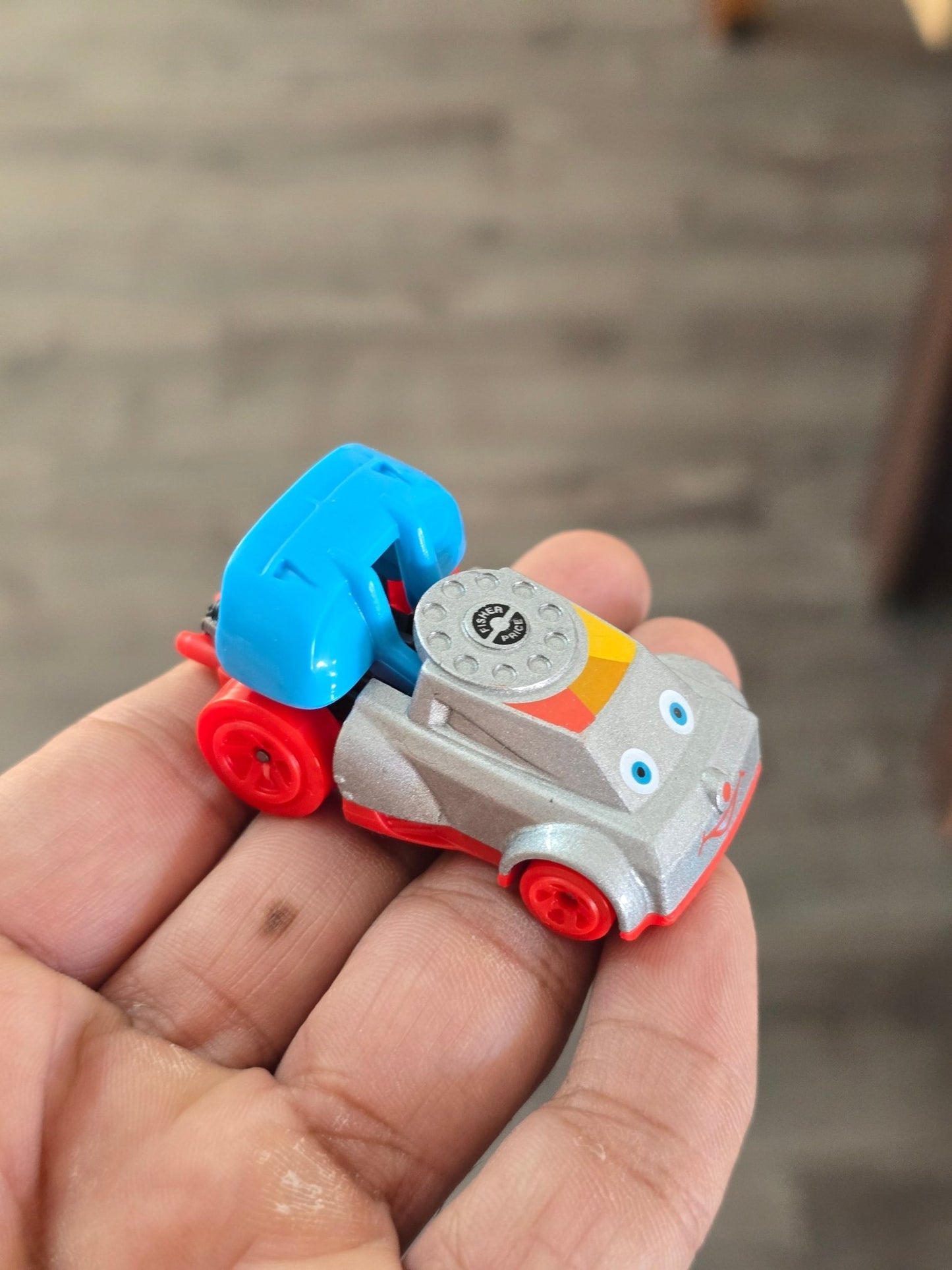 Hot Wheels Quick Chat - Grey (Uncarded - New) - Kinder Logs